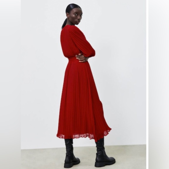 Zara Red Pleated Midi Dress - Picture 4 of 7